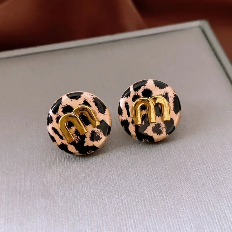 Letter M-shape Double-sided Zircon Hoop Earrings for Women Oil Dripping Ear Buckles French Design High-end  Luxury Jewelry M