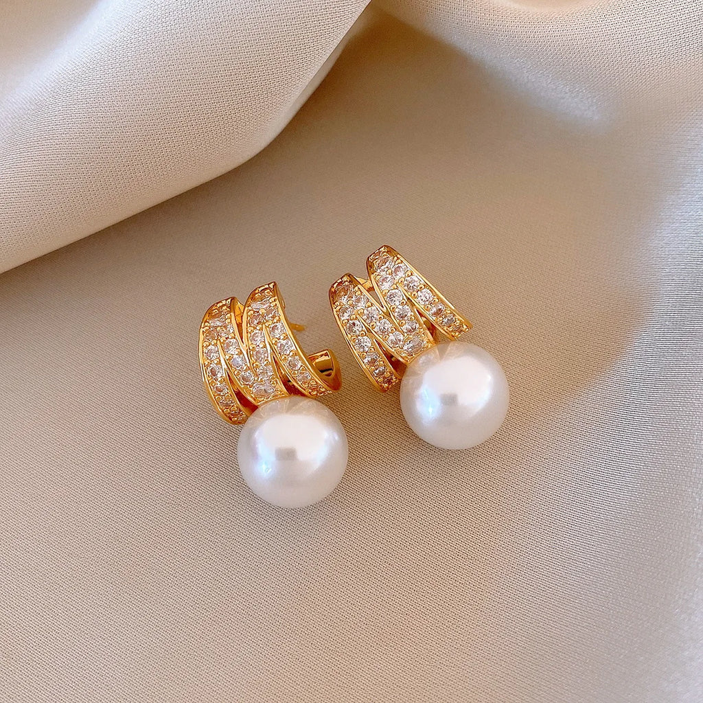 Letter M-shape Double-sided Zircon Hoop Earrings for Women Oil Dripping Ear Buckles French Design High-end  Luxury Jewelry M