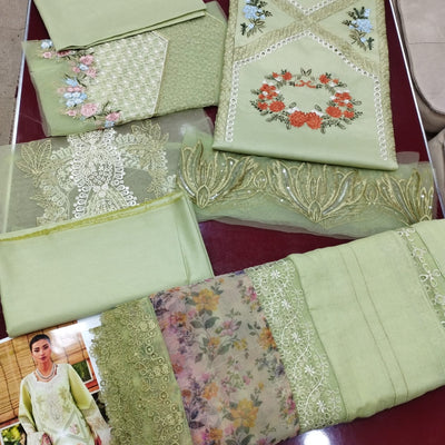 = *CRIMSON LUXURY LAWN